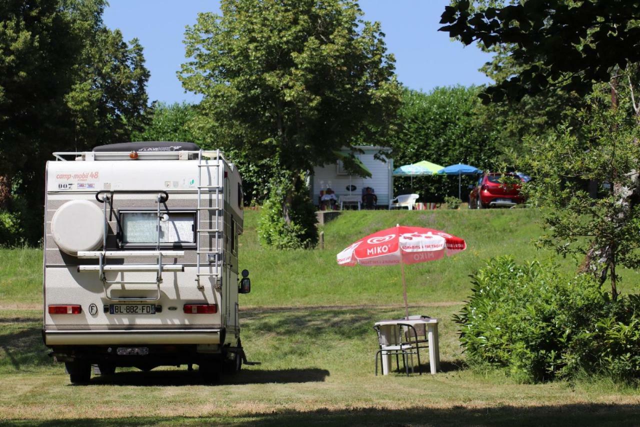 Camping De Ladignac Le Long Bel Air Exterior foto