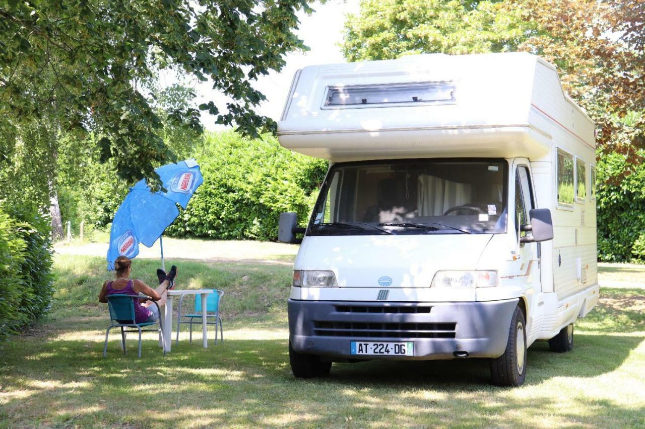 Camping De Ladignac Le Long Bel Air Exterior foto